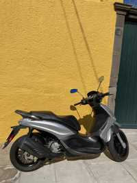 Piaggio Beverly 300