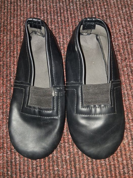 Чешки для гимнастики/танцев 33 и 35 размер