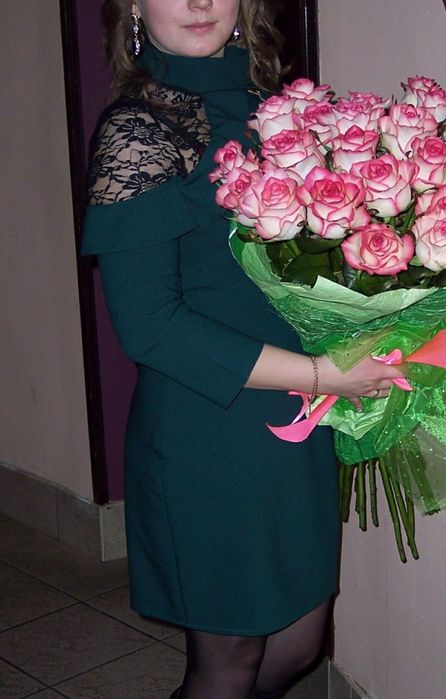 Платье, сукня зеленого кольору