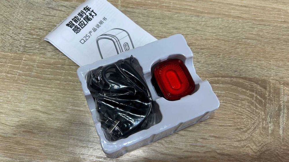 Задня розумна веломигалка ROCKBROS Q2S, вело стоп, (Велоліхтар задній)