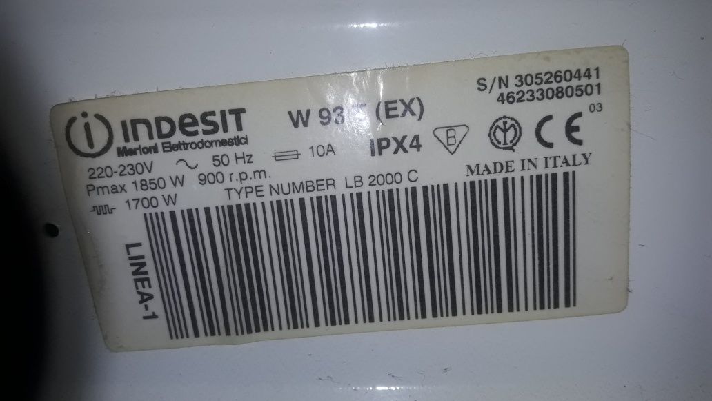 Стиральная машина Indesit W93T , по запчастям