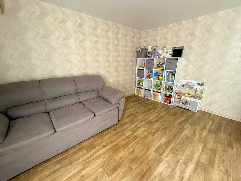 Продам 3к кв, пр.Героев, Победа-4 (Кодак)