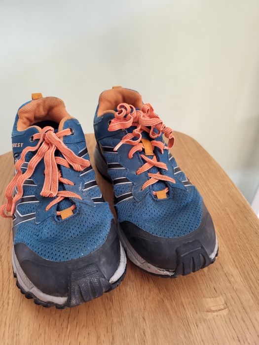 Трекінгові кросівки, розмір 37