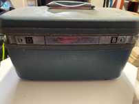 Mala de costura antiga da marca Samsonite