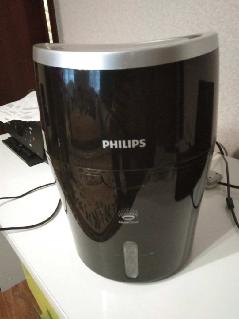 Увлажнитель воздуха Philips HU4813