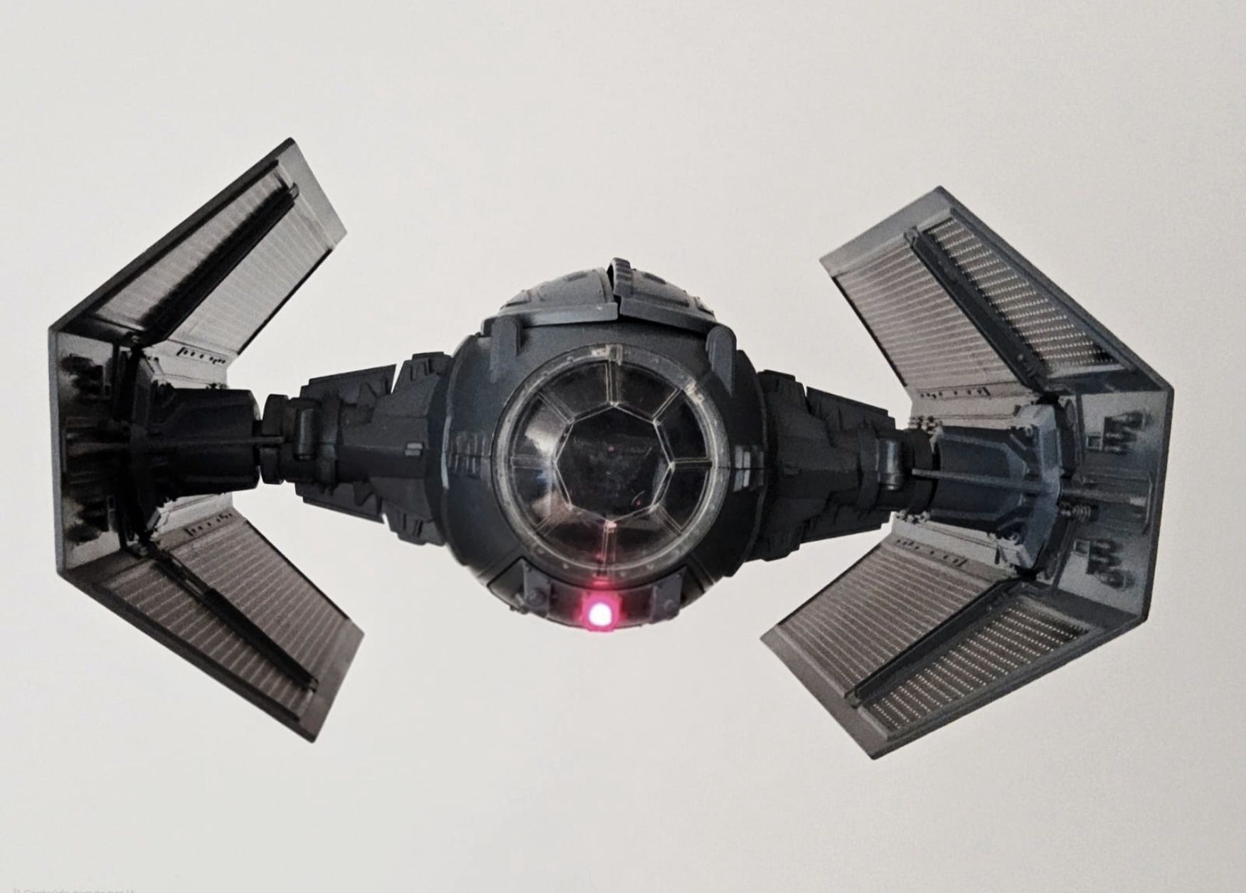 Star wars tie fighter do Darth Vader