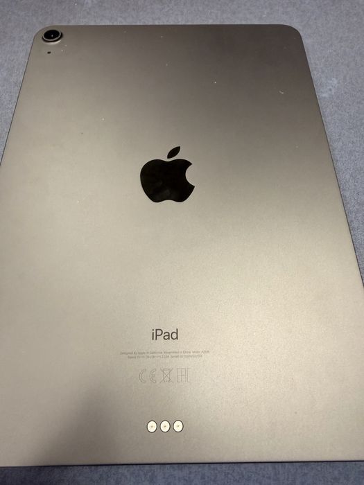 Apple iPad Air 4a geração 64GB