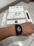Apple Watch SE 44mm Space Gray