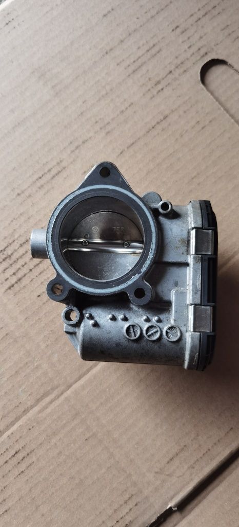Lada 4x4 niva przepustnica elektroniczna