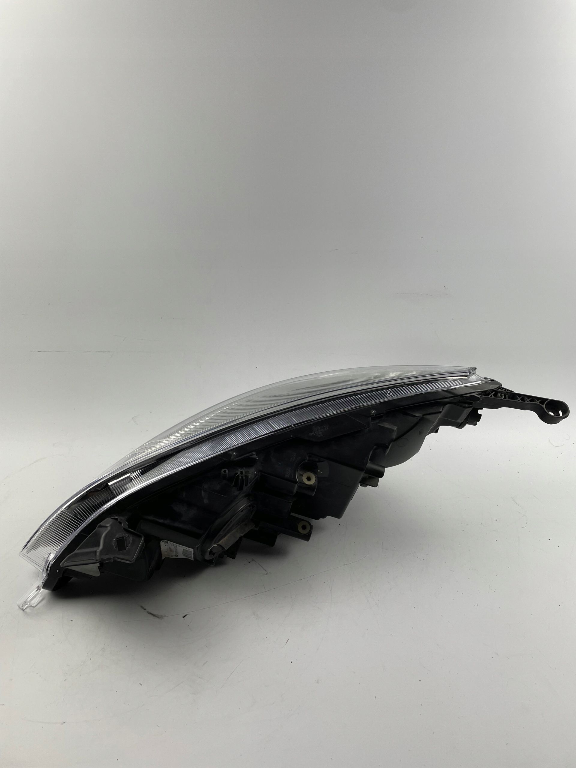 OPEL ASTRA IV 4 J 09- lampa przednia prawa zwykła