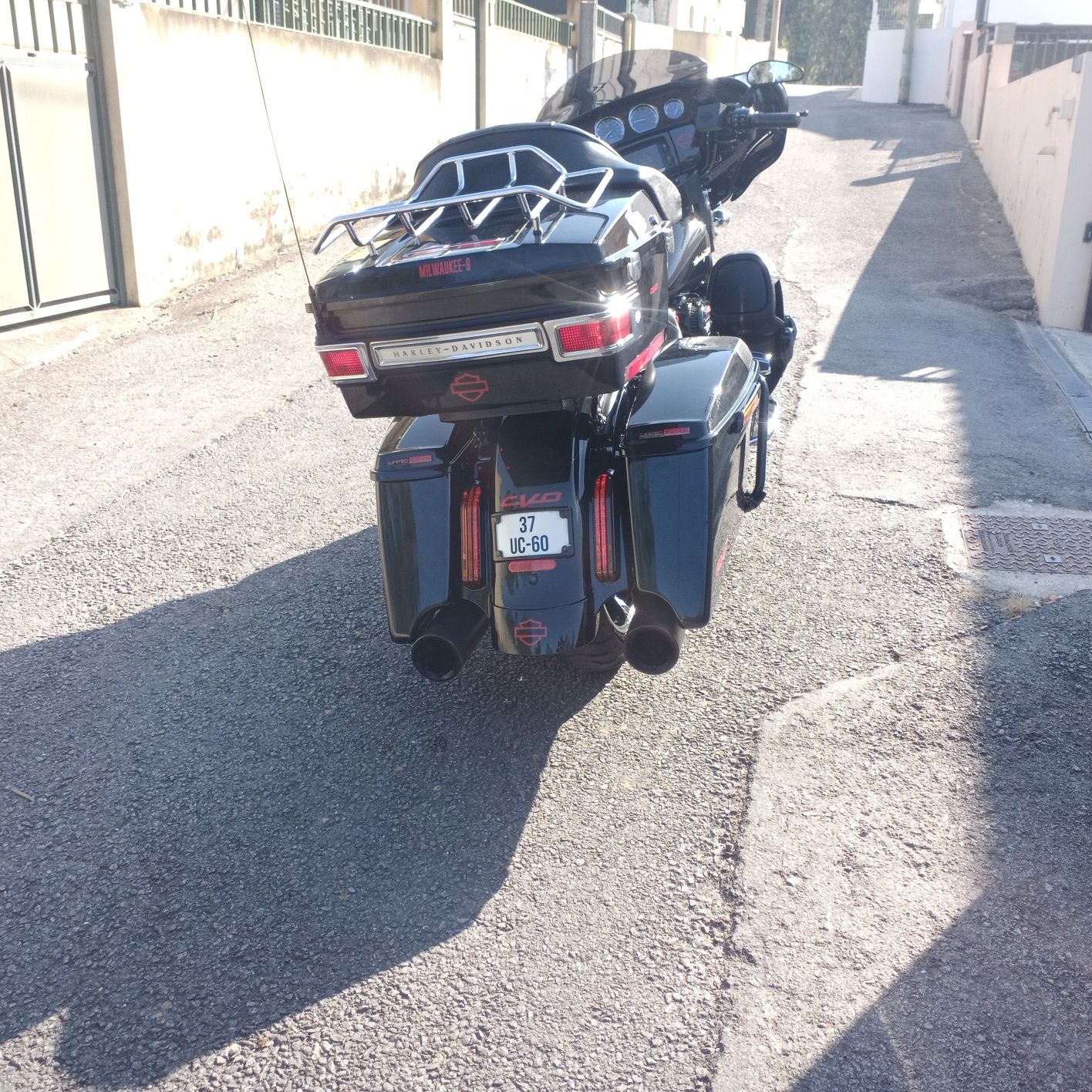 Harley Davidson street glide cvo 114
