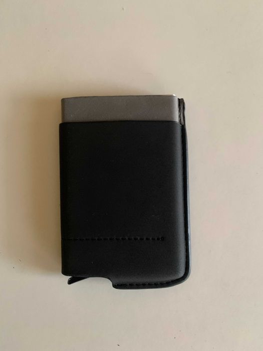 Carteira - porta cartões tipo Scridb