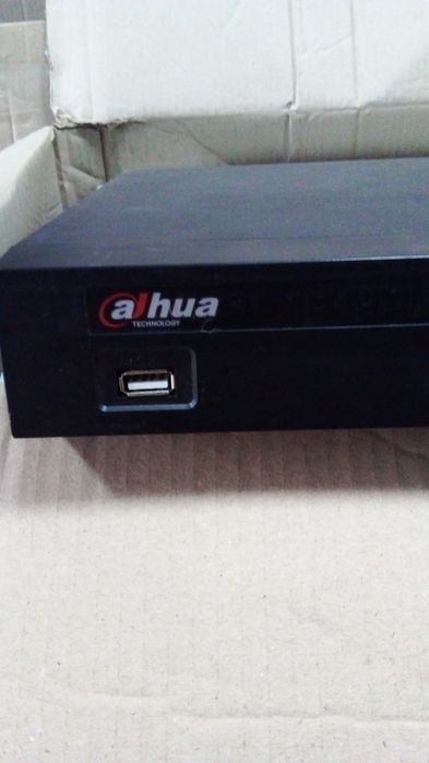 Регистратор DALHUA DHI-HCVR5216A-V2