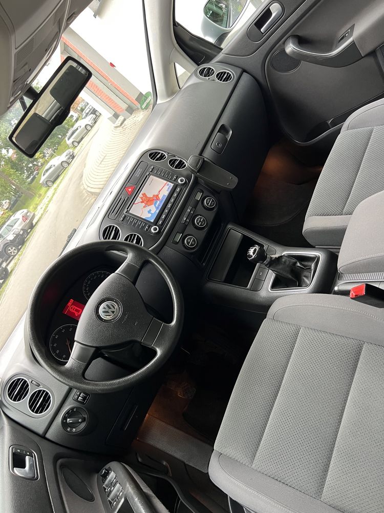 VW Golf 5 Plus 1.6 Benzyna 115KM 6 BIEGÓW HAK ISOFIX Navi Tempomat PDC