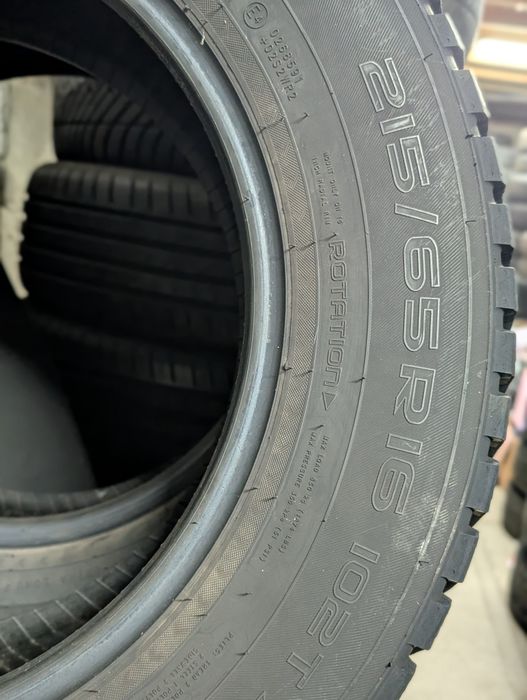 Шини зимові 20рр ІДЕАЛ NOKIAN Hakkapeliitta 8 suv 215/65 R16 8mm рези