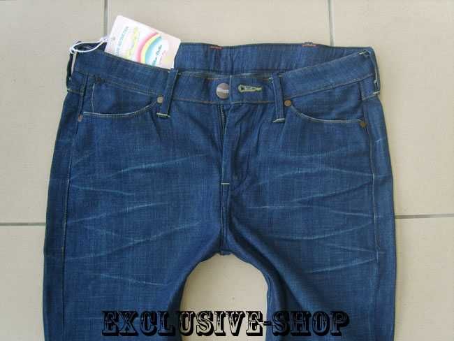 Jeansy damskie , spodnie granatowe Wrangler Jerry , W28 L32 pas 76 cm