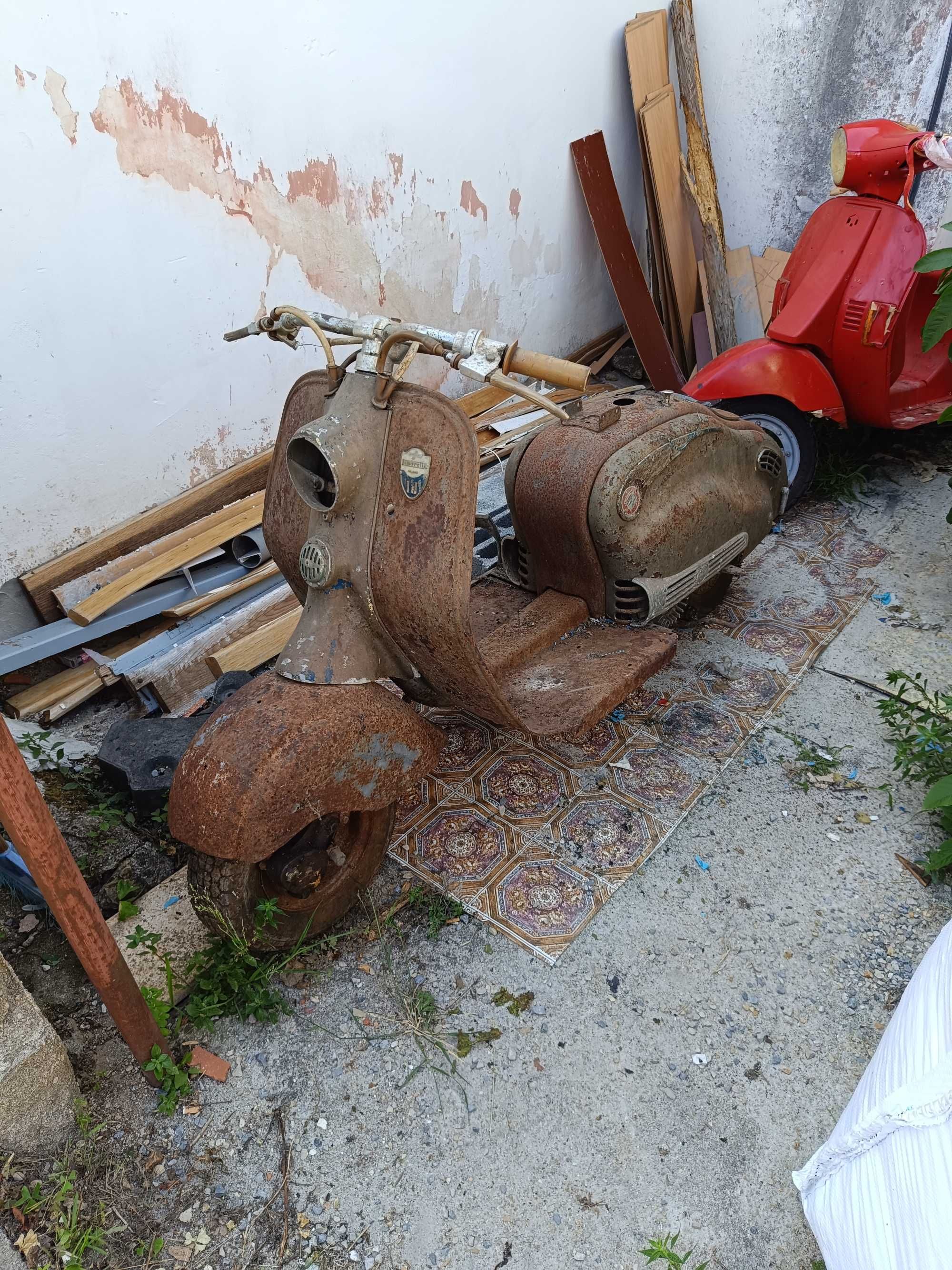 Vendo lambreta 150