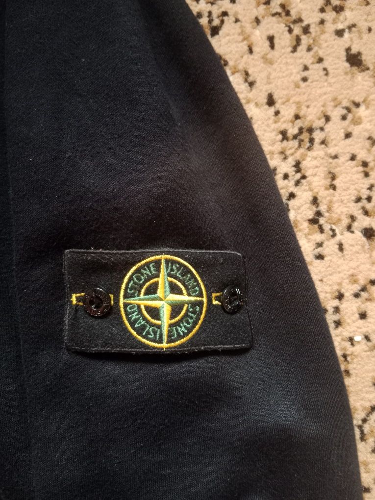 Зіпка Stone island