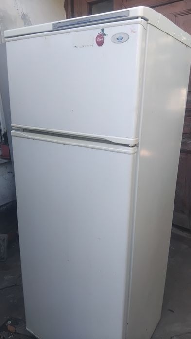 Холодильник Атлант, б/у рабочий