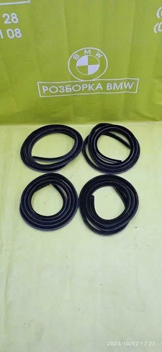 Уплотнитель двери BMW X5 E53 E70 F15 F16 F25 E83 ущільнювач прийому