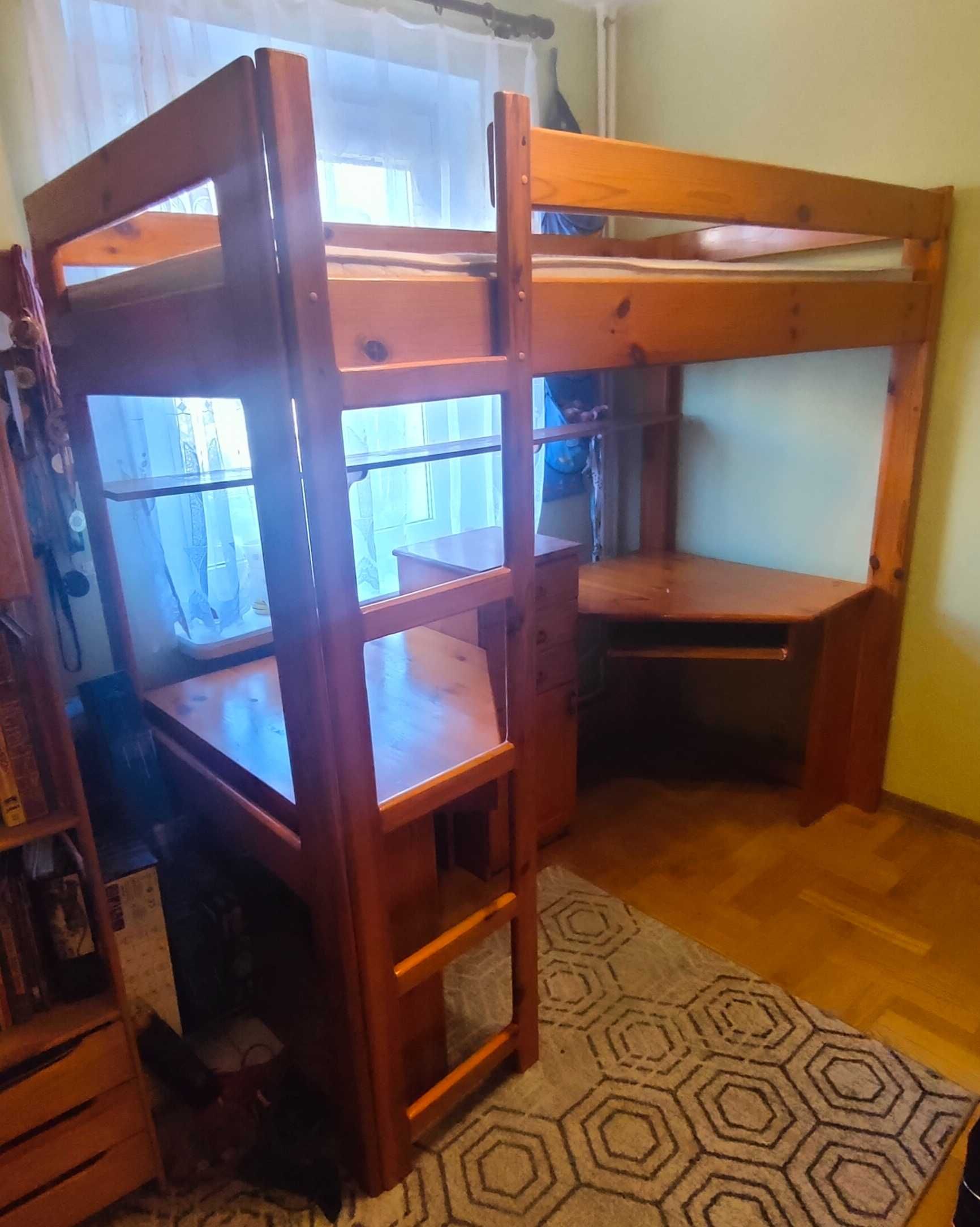 Sprzedam funkcjonalne piętrowe łóżko z biurkami i komodą