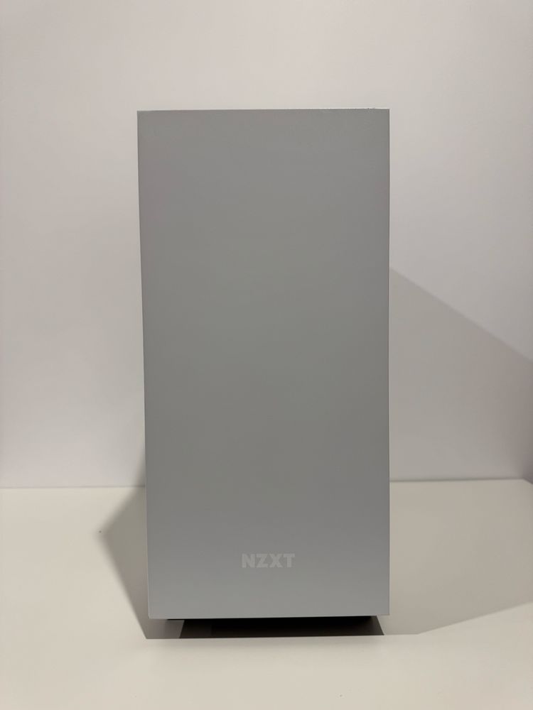 Komputer I7 9700K, 16GB RAM, GTX 1060, 1TB SSD NVMe M.2