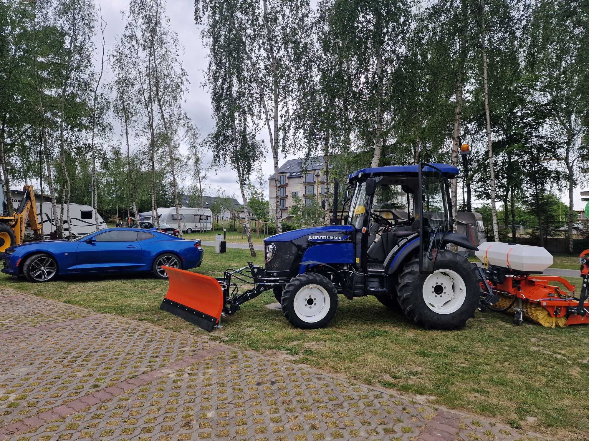 Zamiatanie ulic, paców budowy, odśnieżanie