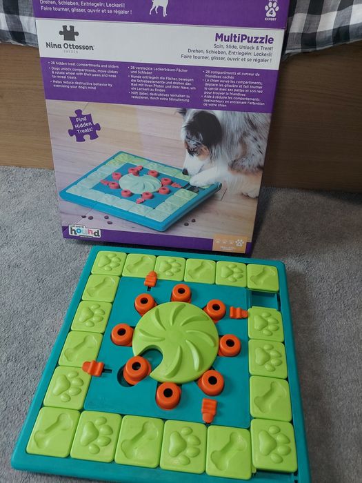Puzzle dla psa Nina Ottosson Poziom 4