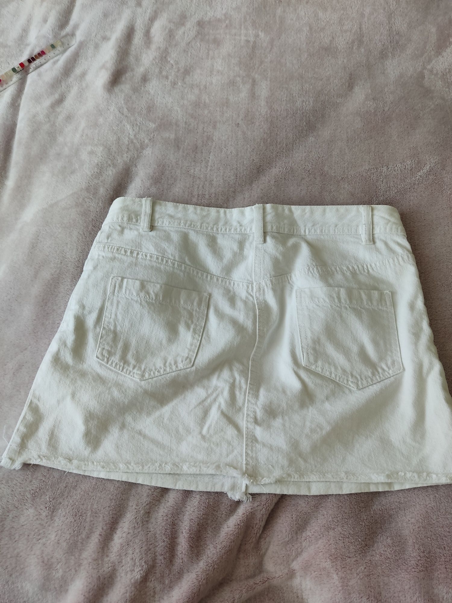 Spódnica dżinsowa biała mini