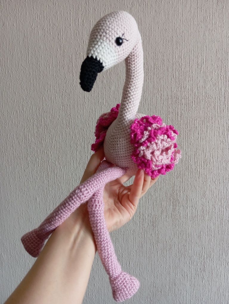Flamingo na szydełku.