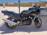Moto Yamaha Fazer 600