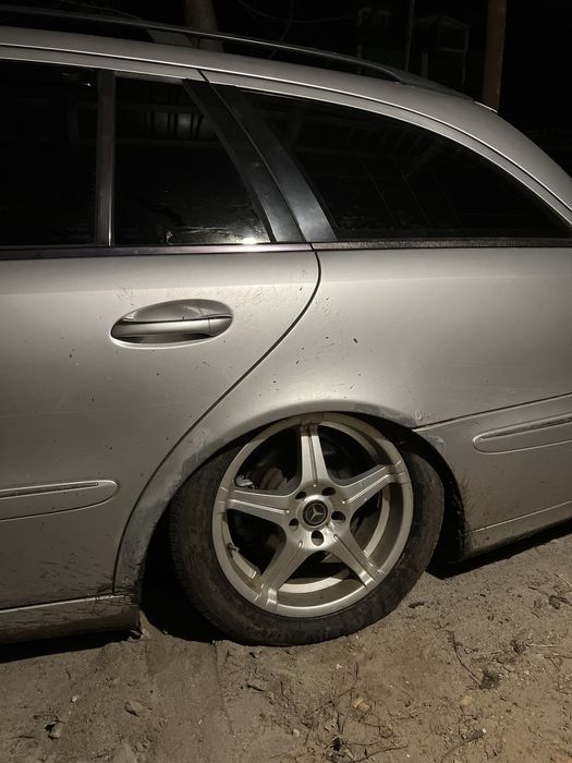 Продам w211 2.2 дизель