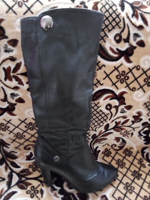 Чоботи зимові шкіряні на овчині