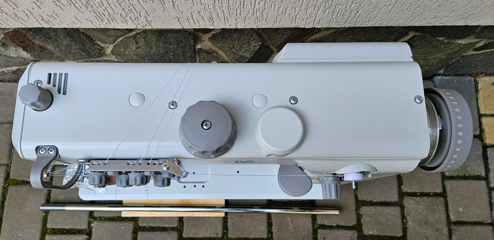 Durkopp Adler 868 M Type Eco. Промислова колонкова швейна машина.