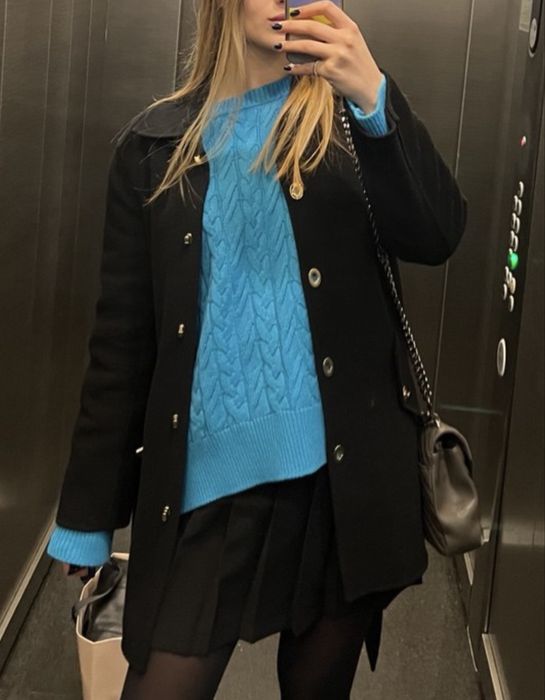 Friends of fashion синій светр