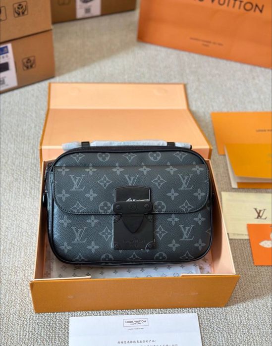 Мужская сумка Louis Vuitton  кроссбоди сумка луі вітон кросбоді