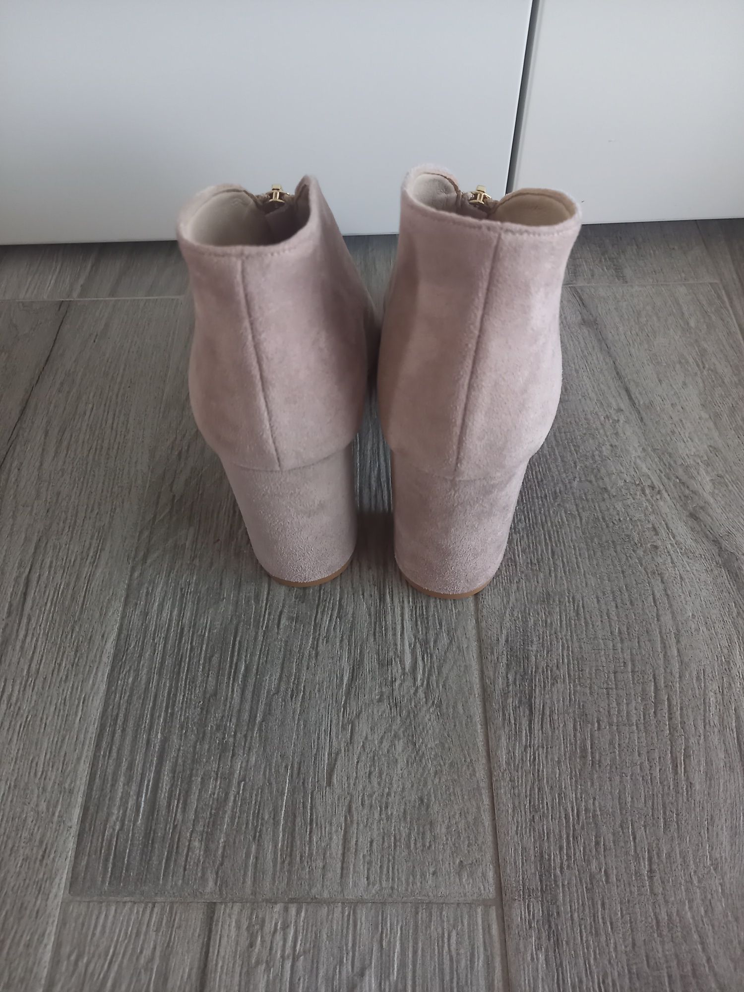 Botki rozmiar 35