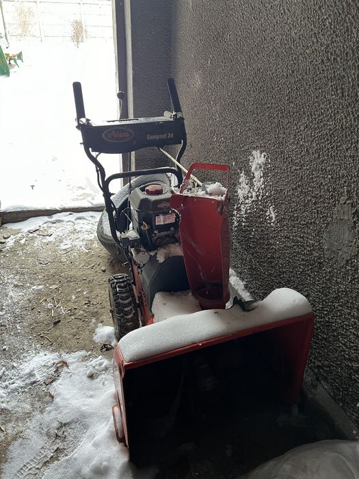 Снігоочисна машина самохідна