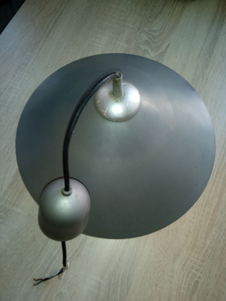 Lampa sufitowa metalowa