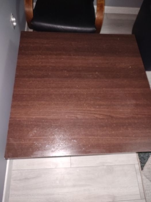 Stół do pokoju na działkę