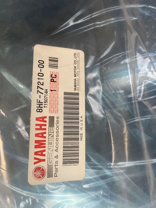 Стекло ветровое. 8HF-77210-10-00. Yamaha RS Venture GT