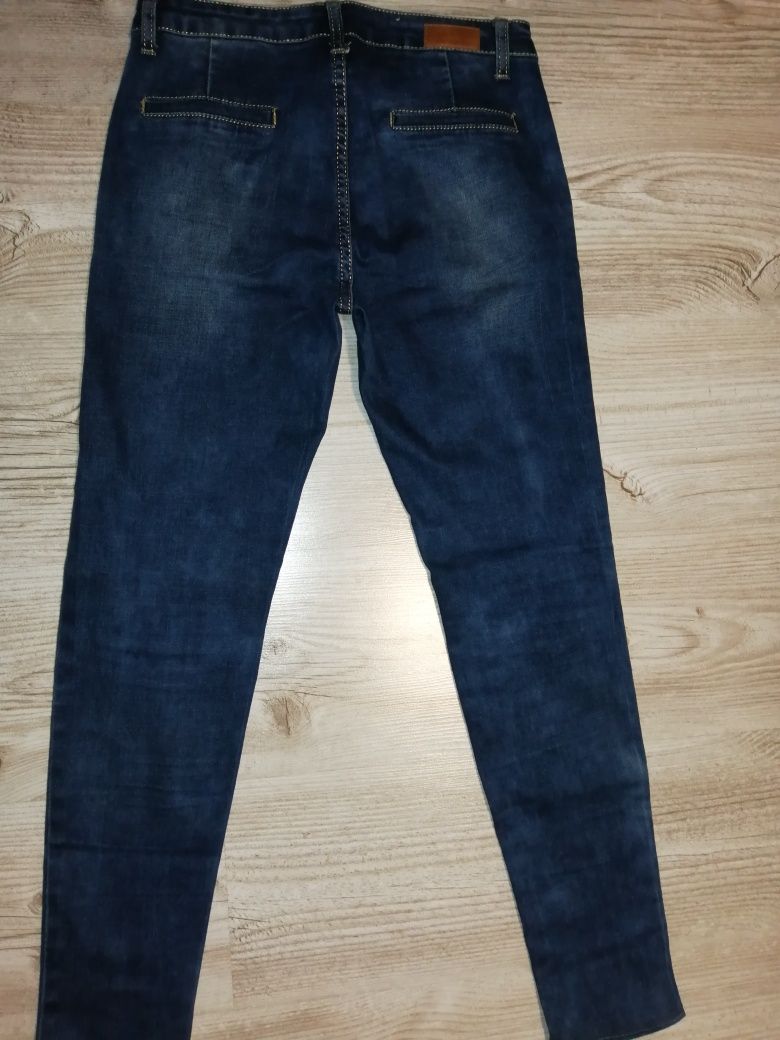 Spodnie jeansy r. 38