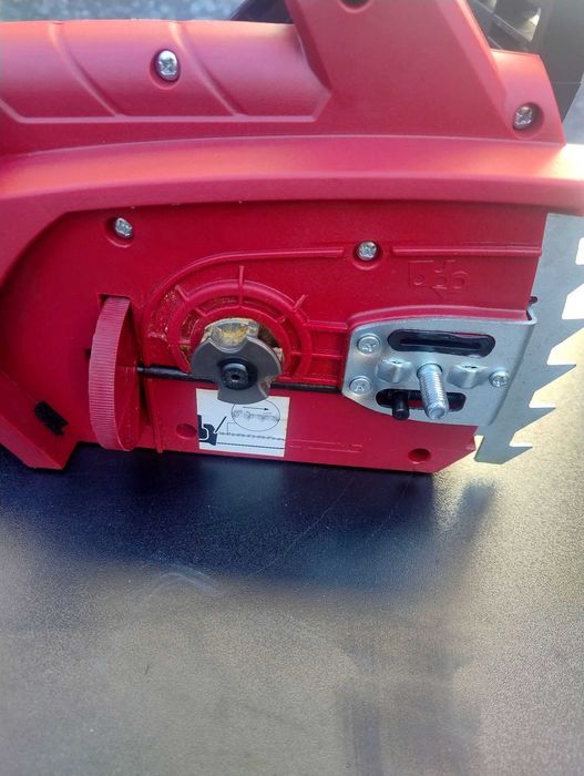Piła elektryczna łańcuchowa EINHELL GE-EC 2240