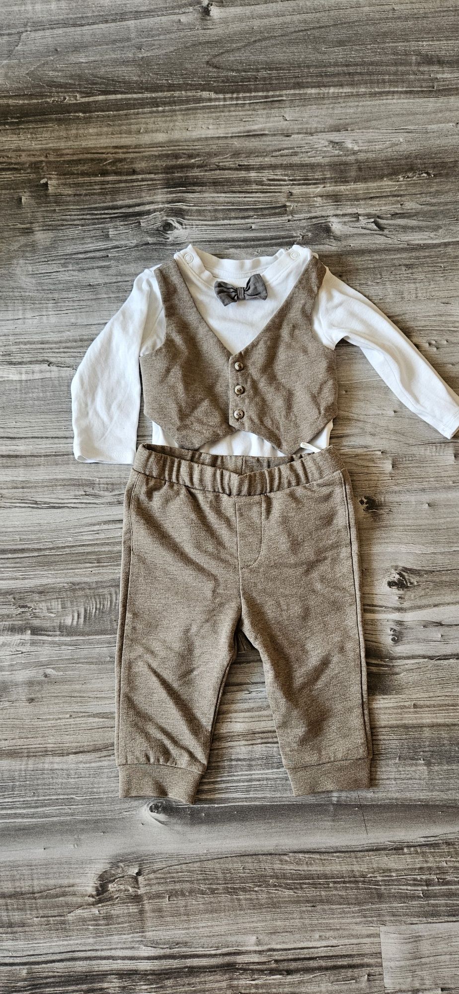 Ubranko / komplecik  do chrztu r.62 H&M