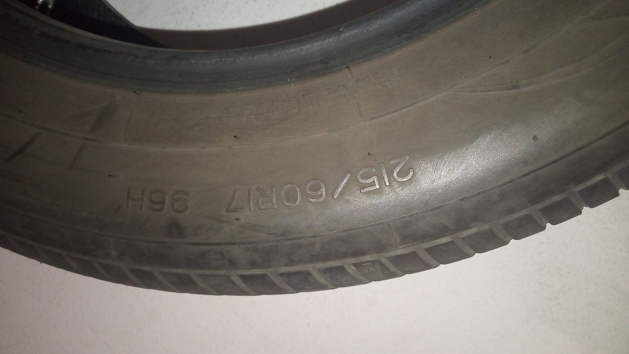 Pneu 215/60 R17 marca nankang as-1