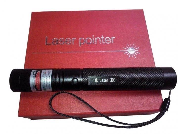 Лазер Laser pointer YL-303 Black