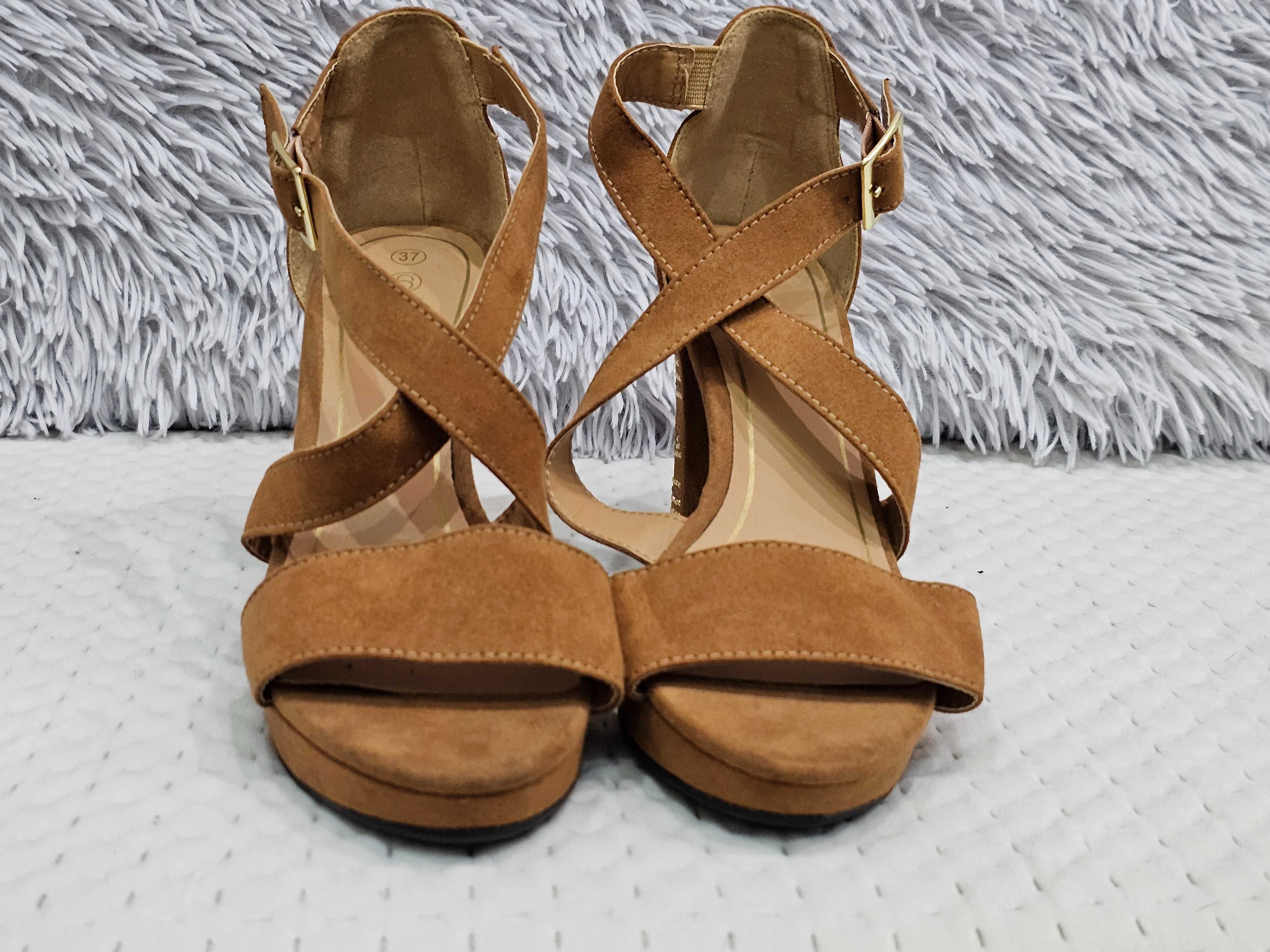 Sapatos senhora Calçado Guimarães - Tamanho 37 ( excelente estado )