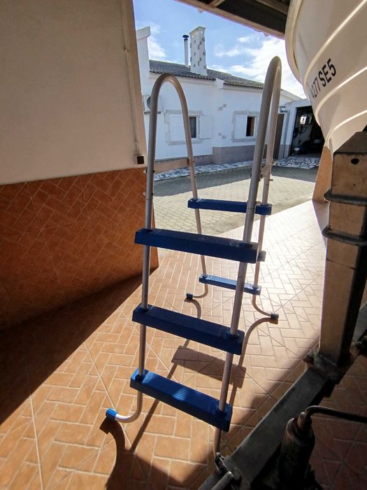Escadas para Piscina