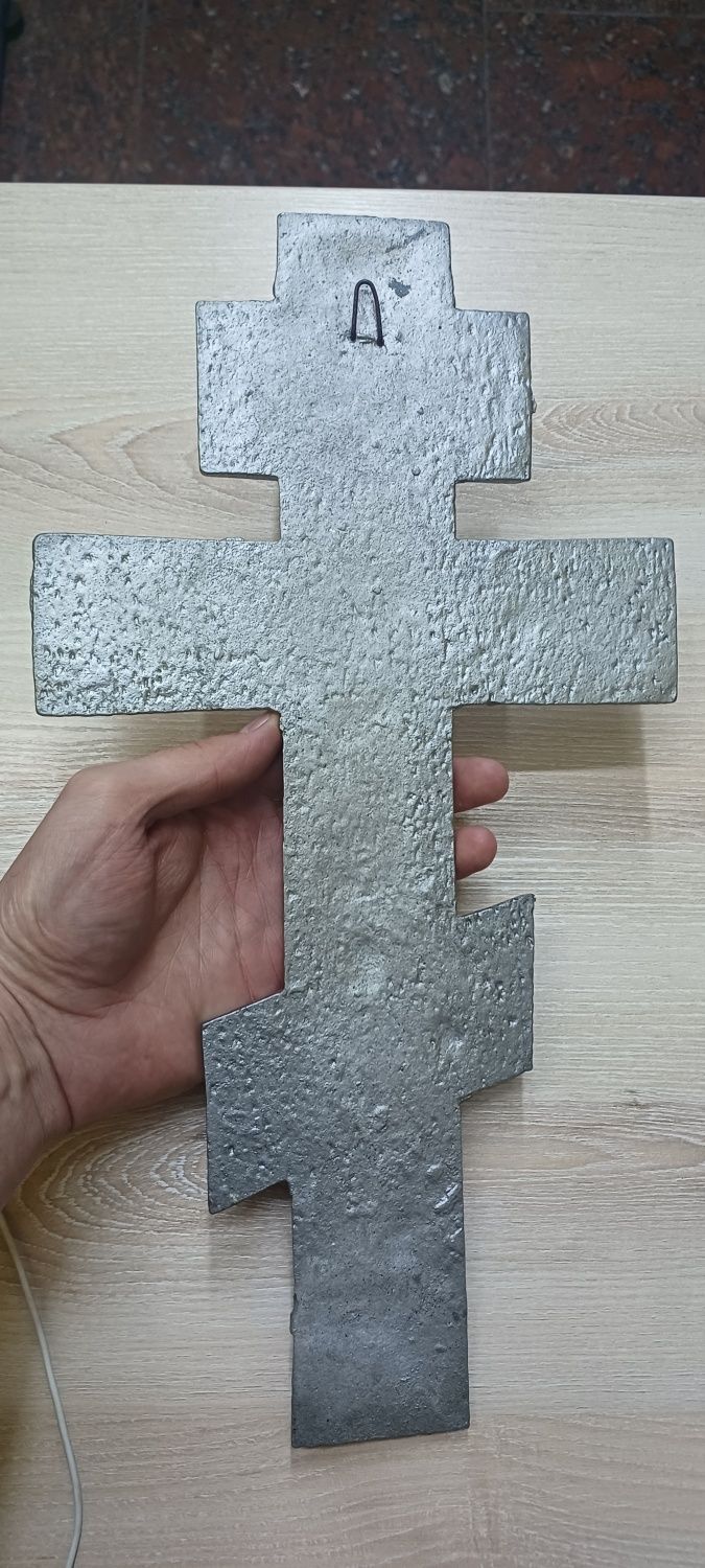 Продам крест железный