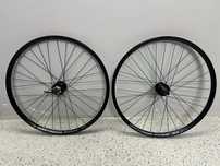 Koła rowerowe 26” MTB XC DIRT Novatec Dartmoor Sapim